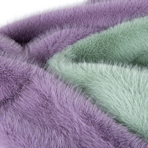 Tissu en peluche de <span class=keywords><strong>fausse</strong></span> <span class=keywords><strong>fourrure</strong></span> de poils longs artificiels directs d'usine de couleur personnalisée tissu en <span class=keywords><strong>fausse</strong></span> <span class=keywords><strong>fourrure</strong></span> 100% polyester - Product Image 2