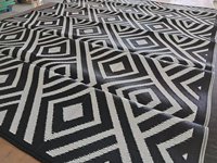 Tapis tissé en plastique pp recyclé, réversible, résistant aux intempéries, facile à nettoyer, durable, résistant aux UV