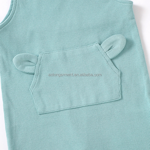 <span class=keywords><strong>Salopette</strong></span> per Neonati in Maglia a Coste Tinta Unita con Design a Tasca Carino, Elastica e Ampia - Product Image 4