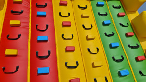 Château gonflable commercial en PVC avec mur d'escalade, toboggan, souffleur, capacité 400 kg, installation facile pour - Product Image 3