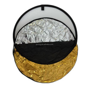 Réflecteur <span class=keywords><strong>photo</strong></span> pliable portable 60cm 5-en-1 accessoire d'éclairage rond en or argenté pour utilisation Studio Speedlite - Product Image 1