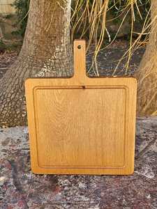 Tabla de Cortar de Madera Gruesa y Resistente, Hecha de Madera de Acacia Natural y Madera de Mango, Diseñada para una Vida Sostenible - Product Image 6