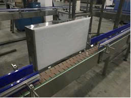 Chất lượng mới điện 3-in-1 tự động đóng chai nước điền máy (rửa điền đóng nắp monoblock)-Độ chính xác cao gỗ trường hợp - Product Image 2