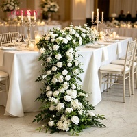Dalian Chermy Faux arrangements floraux personnalisés Allée Rose rouge Fleur de table Fleur artificielle en soie Chemin d'allée pour décoration de mariage