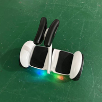 Fabricant de voiture d'équilibre électrique à deux roues scooter sans fil et application contrôle intelligent hoverboard auto-équilibré avec guidon