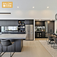 Mobili da Cucina Moderni di Lusso in Finitura Opaca Grigio Antracite con Piano di Lavoro in Marmo Bianco, Elettrodomestici Integrati, Cucina Modulare Personalizzata
