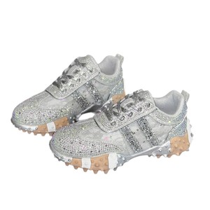 Chaussures pour femmes - Chaussures de style « Durian ». Nouveau modèle. Tissu en filet léger, respirant, résistant, avec strass - Product Image 6