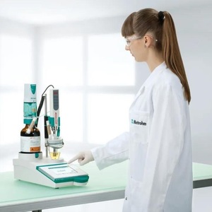 Titreur d'humidité automatique Karl Fischer Metrohm 899 pour usage en laboratoire - Product Image 3