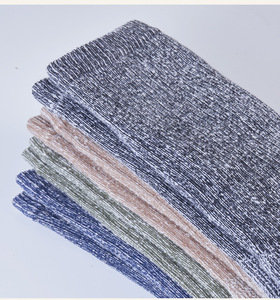 <span class=keywords><strong>Chaussettes</strong></span> de <span class=keywords><strong>ski</strong></span> en laine mérinos pour femmes pour l'hiver par temps froid <span class=keywords><strong>Chaussettes</strong></span> de performance thermiques chaudes pour les voyages, le travail, la randonnée et la chasse - Product Image 4