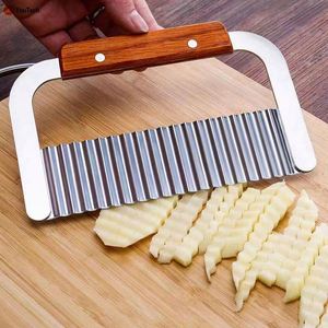 Kitchen Tool Stainless Steel Manual Wavy Knife Potato <b>Cutter</b> and French Fry Maker Wavy <b>Edged</b> Crinkle French Fry Potato <b>Cutter</b> - Product Image 3