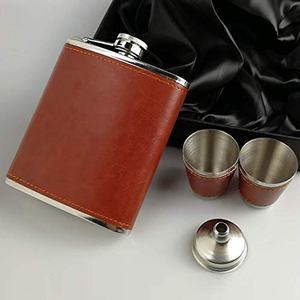 Set de Petaca de Acero Inoxidable de 6oz con Embudo, Vasos de Chupito y Funda de Cuero, Portátil, para Whisky y Alcohol, Set de Regalo - Product Image 5
