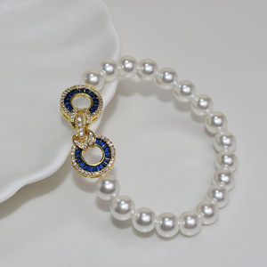 Latón chapado en oro en forma de T en forma de corazón azul diamante circón Cierre de eslabones elegante collar de perlas pulsera suéter cadena de moda - Product Image 3