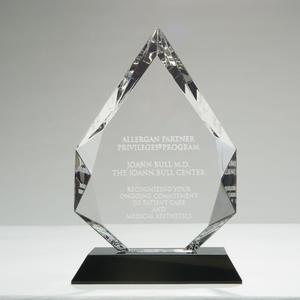 Hypercrafts Customized Crystal Sports Trophy Award Premium Handmade Crystal Crafts