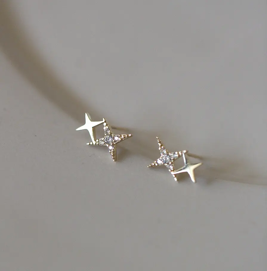 925 ayar gümüş japon mikro kakma kristal dört köşeli yıldız kaplama 14k altın küpe kadınlar küçük sevimli ziyafet takı