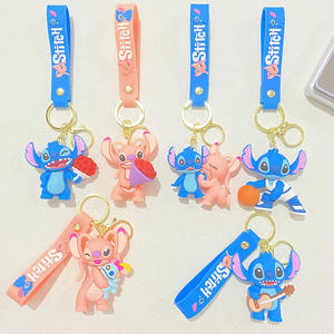 Porte-clés en PVC imprimé UV au design créatif de dessin animé et d'anime, style campus jeune, motif Stitch, mignon, pour fête costumée, pendentif unisexe - Product Image 3