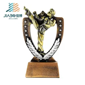 Fabriek Direct Custom Souvenir Design Legering Metalen Boksen Judo Sport Karate Taekwondo Trofee Award Cups Aandenken