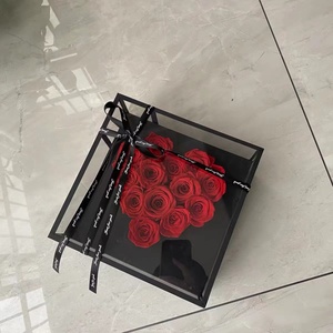 Boîte en acrylique en forme de cœur en gros pour roses éternelles préservées pour la Fête des Mères, la <span class=keywords><strong>Saint</strong></span>-<span class=keywords><strong>Valentin</strong></span> - Product Image 2