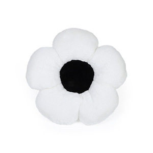 Funda de asiento de coche con forma de flor, con soporte lumbar y reposacabezas de piel sintética para asientos delanteros, cálida para el invierno, para uso en las cuatro estaciones - Product Image 5