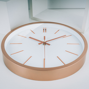 <span class=keywords><strong>Orologio</strong></span> <span class=keywords><strong>da</strong></span> <span class=keywords><strong>Parete</strong></span> <span class=keywords><strong>Contemporaneo</strong></span> in Plastica al Quarzo <span class=keywords><strong>da</strong></span> 12 Pollici con Numeri Romani per Soggiorno/Ufficio, Design 3D Silenzioso - Product Image 5
