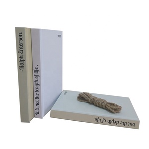Livres factices polyvalents et pratiques pour la décoration de table basse, livres en carton à couverture rigide - Taille et <span class=keywords><strong>design</strong></span> personnalisables - Product Image 4