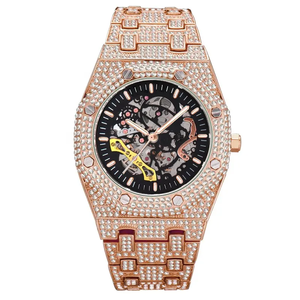 Impresionante Reloj de Cuarzo de Acero Inoxidable con Diamante Moissanite para Hombre - Reloj de Caballero Moderno con Artesanía de Lujo y Estilo Audaz - Product Image 2
