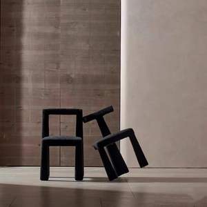 Silla de comedor tapizada en lana de cordero, respaldo en T negro, respaldo en H, diseño moderno minimalista para el interior del hogar - Product Image 3