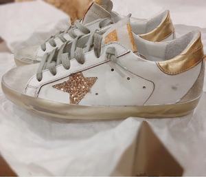 รองเท้ากีฬาสไตล์ลำลองสำหรับผู้ชายที่หรูหราและอเนกประสงค์ ลายดาว ดีไซน์เงางาม รองเท้าเดินสบาย ใช้กลางแจ้ง - Product Image 4