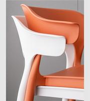 Chaise haute en plastique PP de style nordique populaire pour table de bar, mobilier de bar de café, tabourets de bar empilables modernes