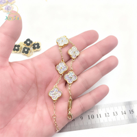 Pulsera de Joyería Colorida con Dije de Trébol de Cinco Hojas de Circonita y Latón Chapado en Oro de 14K, de Gran Venta y de Moda, un Regalo Encantador para Mujeres