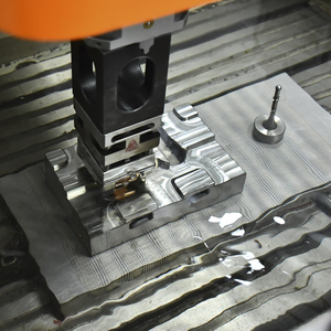 Moules en silicone personnalisés pour le moulage sous vide de pièces automobiles en plastique Maquette pour les tests - Product Image 2