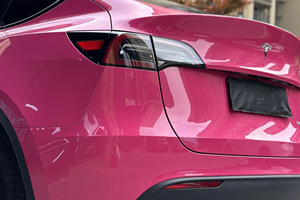 Vinilo satinado para coches, color morado remolacha, PET de alto brillo, con tecnología de liberación de aire y autorreparación, película para rotulación completa de vehículos, película que cambia de color. - Product Image 4