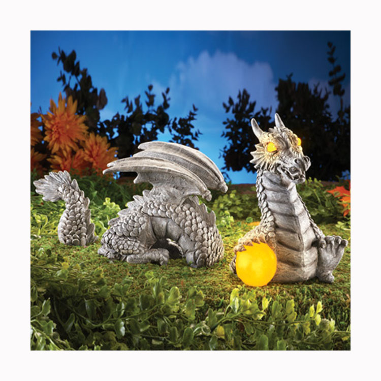 屋外の庭の装飾的な石の動物の置物販売のための黒い大理石のドラゴンの