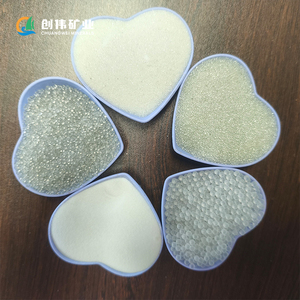 Perles de verre industrielles longue durée de haute qualité pour le dynamitage parfait pour le traitement de Surface métallique et l'élimination de la rouille prix compétitif - Product Image 1