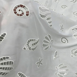 Tessuto in Pizzo di Cotone Puro Stile Spiaggia con Ricamo a Conchiglia e Stella Marina Tagliato al <span class=keywords><strong>Laser</strong></span> per Abiti e Gonne - Product Image 1
