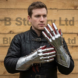 Guantes de Acero Estilo Medieval, Armadura Plateada, Pieza de Arte Coleccionable - Product Image 1