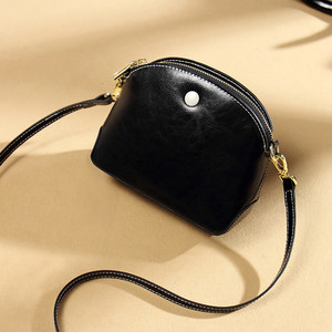 Sac bandoulière quotidien unisexe en similicuir souple avec fermeture éclair et fermoir, sangle détachable, grande capacité - Product Image 5