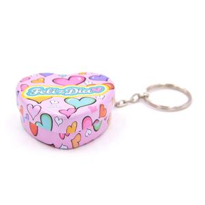 Adorável pequeno coração em forma de caixa de lata de casamento com chaveiro - Product Image 3
