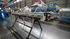 Máy uốn tay thủ công, máy uốn tôn bằng tay dùng cho việc uốn tôn và làm viền mái - Product Image 5