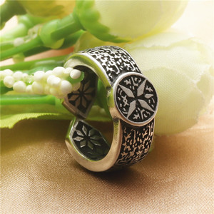 European American Style Titanium Steel <b>Open</b> <b>Ring</b> Retro Flower Pattern Women's Punk Jewelry Gift 22035 - Product Image 1