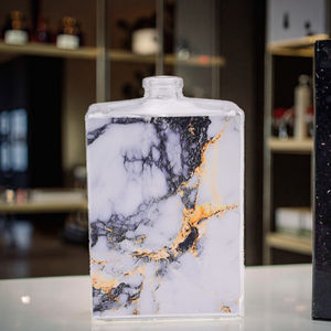 Custom Uv Afdrukken Op Parfum Fles Vierkante Heldere Glazen Fles Voor Luxe Parfum Met Uv Afdrukken Logo En Patroon Ontwerp - Product Image 1