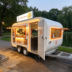 Cocina Móvil de Diseño Irregular Hecha a Medida para Servicio de Comida al Aire Libre - Product Image 1