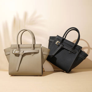 Sac fourre-tout en cuir véritable de première qualité en peau de vache, design ailé, grande capacité, couleur unie, en cuir texturé, à porter à la main - Product Image 3