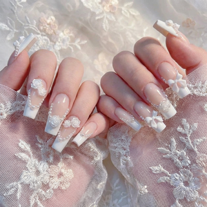 Faux ongles à presser faits main, forme cercueil moyenne, motifs 3D nœud et perle, designs variés pour mariage - Product Image 2