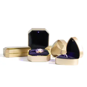 Custom Heart Shaped Jewelry Gift Box For Valentine's Day Wholesale Ring Jewelry Package With Led Light Ring Boxes Packaging