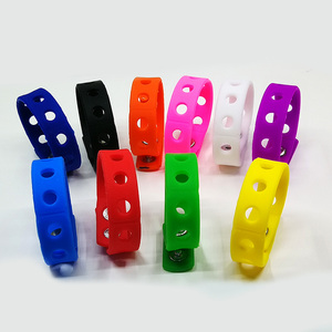 Braccialetti in PVC in Offerta, 9 Colori, 21CM, Gioielli per Bambini, Ciondolo alla Moda, Giocattolo <span class=keywords><strong>da</strong></span> Polso in Gomma Morbida, Adatto per Charm <span class=keywords><strong>da</strong></span> Scarpe, Regalo per Bambini - Product Image 4