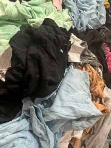 Venta al por mayor de fábrica, <span class=keywords><strong>Trapos</strong></span> de camiseta de color oscuro sin suciedad, paño de limpieza Industrial, <span class=keywords><strong>trapos</strong></span> de limpieza de pintor de algodón 100% - Product Image 4