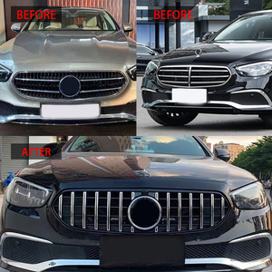 Grille verticale Mercedes-Benz Classe E W213 2021-2023 entièrement noire avec bandes argentées pour pare-chocs avant - Product Image 2