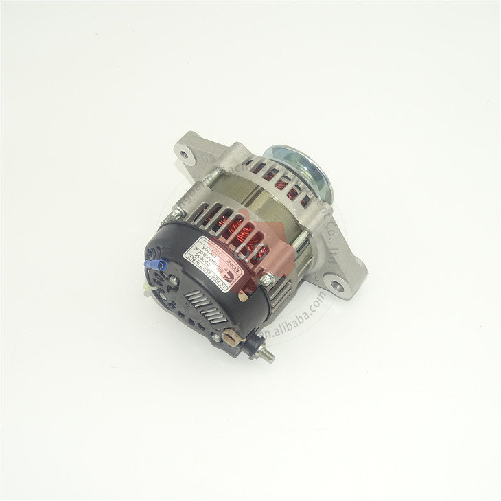 Cummins A2300 Engine Parts Alternator 4900261 15Volt / 50A HN4101000DA2