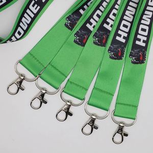 Porte-carte personnalisé pour événements sportifs tout-terrain, avec lanière graphique Mud Truck et porte-clés à sangle tour de cou avec mousqueton pivotant - Product Image 2