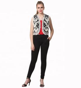 Veste sans manches pour femme, style bohème, ethnique, banjara, indienne, traditionnelle, brodée à la main, avec des motifs tribaux artistiques - Product Image 1